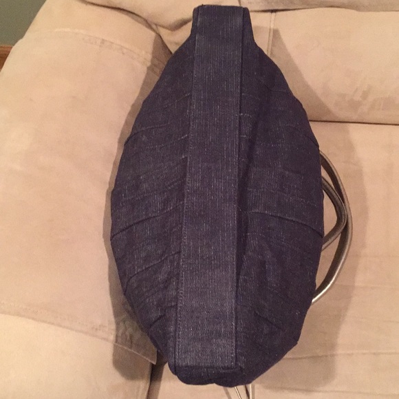 Victoria’s Secret hand bag - Picture 8 of 8